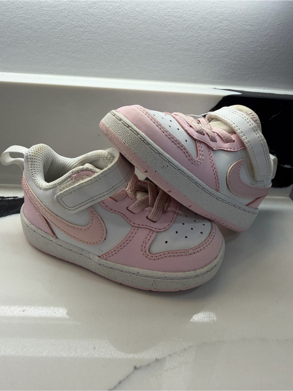 Nike Kids Pink and White Hook-and-Loop Sneakers